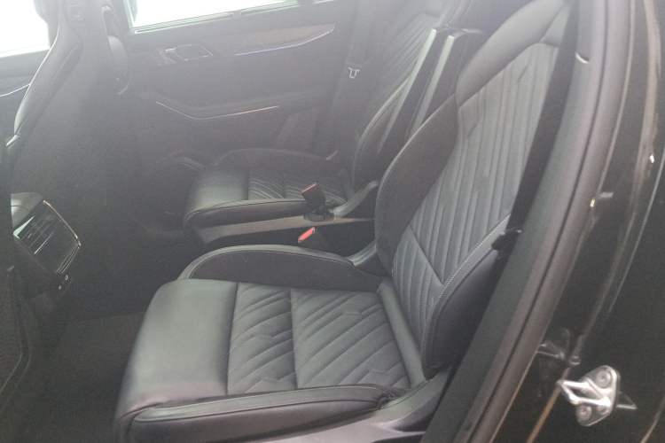 Used Lynk & Co 09 2021 2.0T Halo Six-Seater Left Rear Seat
