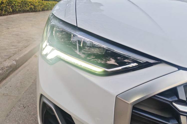 Used Audi Q3 2019 35 TFSI Fashion Dynamic Model