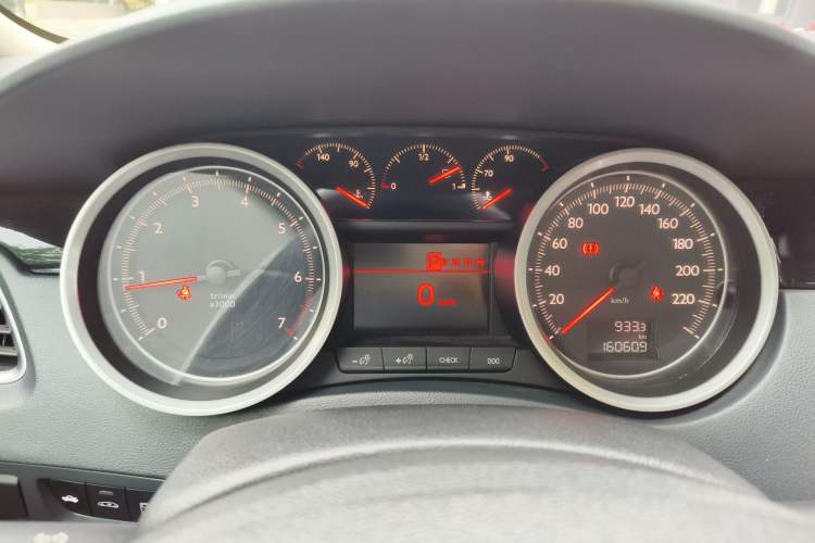 Used Peugeot 508 2015 1.8THP Automatic Prestige Edition Instrument Cluster