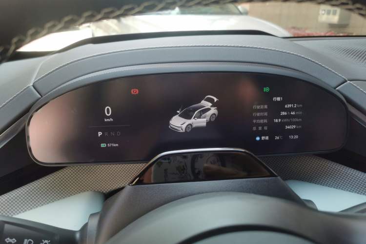 Used Zeekr 001 2024 WE Edition 100 kWh Rear-Drive Instrument Cluster