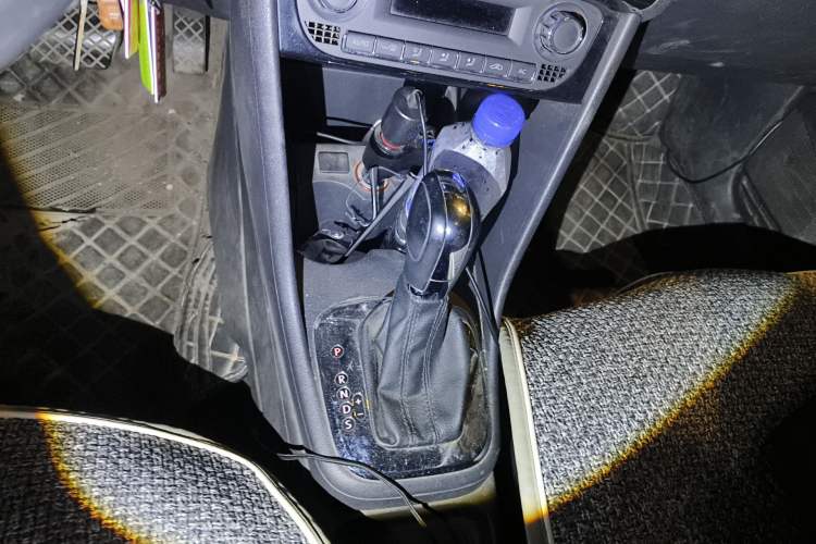 Used Volkswagen Polo 2011 1.6L Automatic ZhiKu Edition