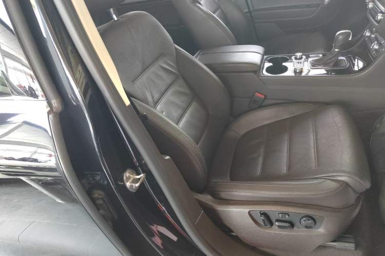 Used Volkswagen Touareg 2017 3.0 TSI Touareg Model