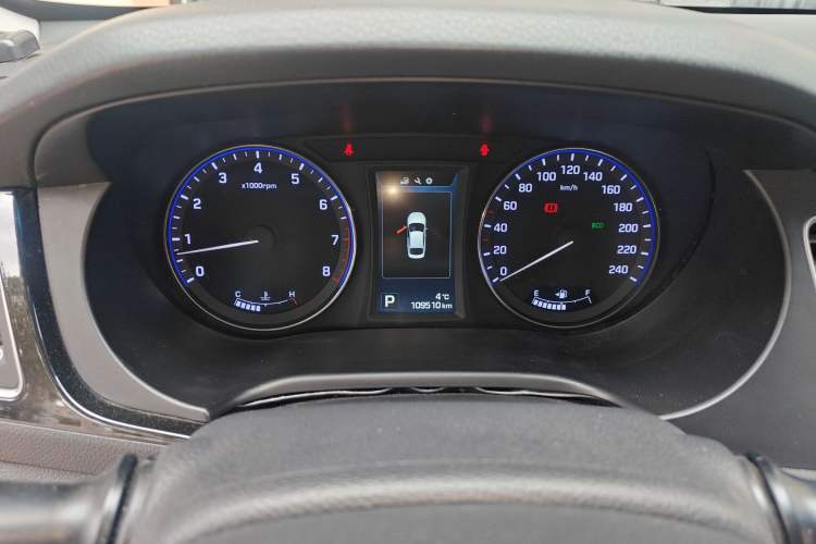 Used Hyundai Mistra 2014 1.8L Automatic Deluxe DLX Model
