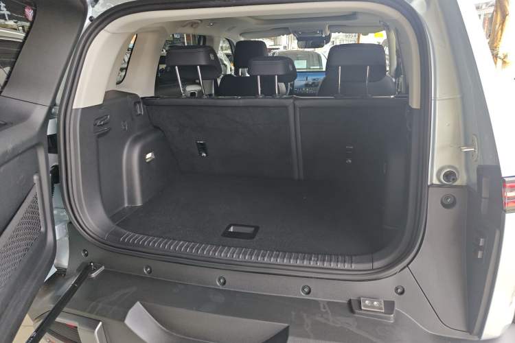 Used Formula Leopard Titanium 3 2025 501KM All-Wheel Drive Intelligent Driving Ultra Version