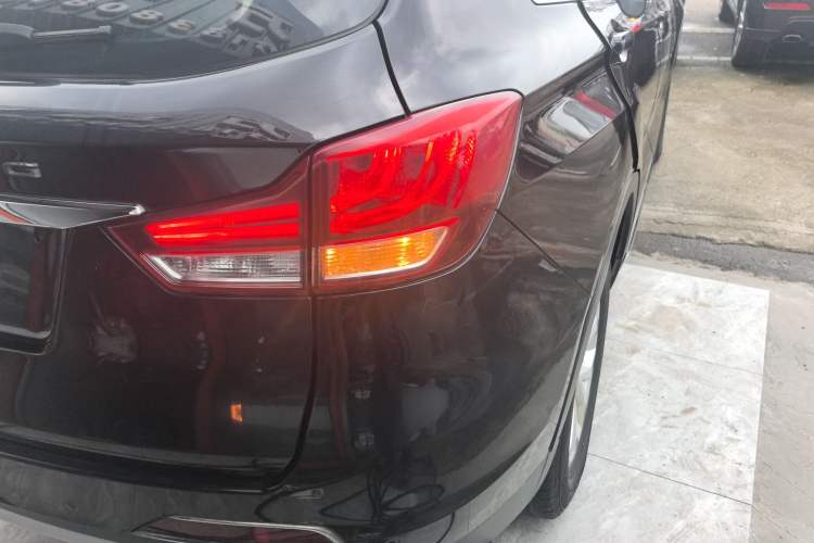 Used Hanteng X7 2016 1.5T Manual Luxury Edition