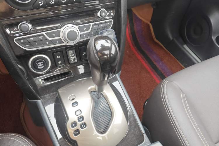 Used Renault Koleos 2013 2.5L 4x4 Comfort Edition