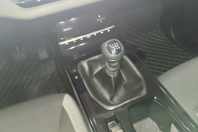 Used Wuling Victory 2020 1.5T Manual Elite Edition