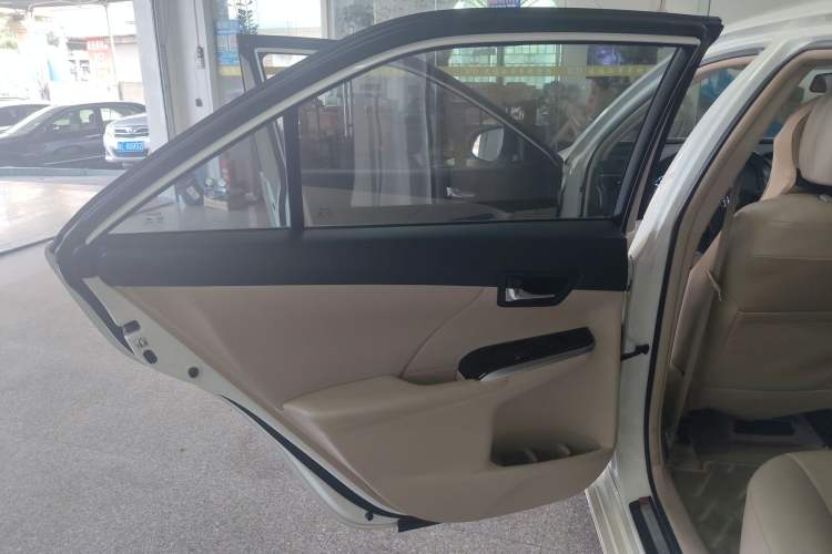 Used Toyota Camry 2012 Luxurious Edition 2.5HG Zunrui
