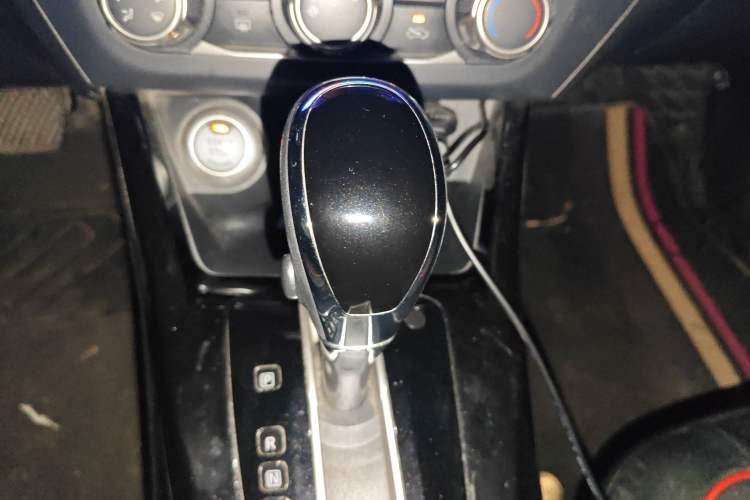 Used Nissan Lannia 2019 1.6L CVT Smart Connect Smart Cool Version China VI Standard