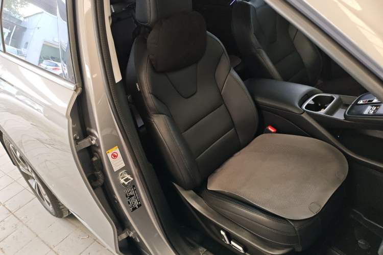 Used Haval Fierce Dragon Max 2023 1.5L Hi4 105 Four-Wheel Drive Smart Flagship Edition Right Front Seat