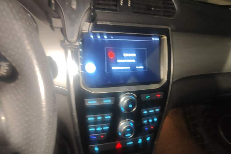 Used Haval H2 2016 Red-Label 1.5T Manual Two-Wheel Drive Luxury Model