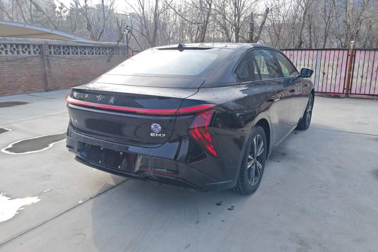 Used Hongqi EH7 2025 600 Smart Selection Edition
