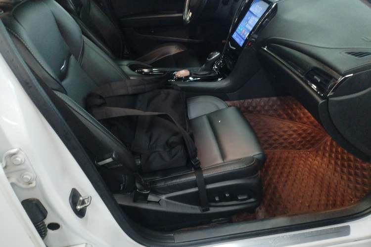 Used Cadillac ATS-L 2017 28T Tech Edition Right Front Seat