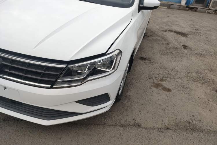 Used Volkswagen Jetta 2017 1.5L Manual Fashion Edition