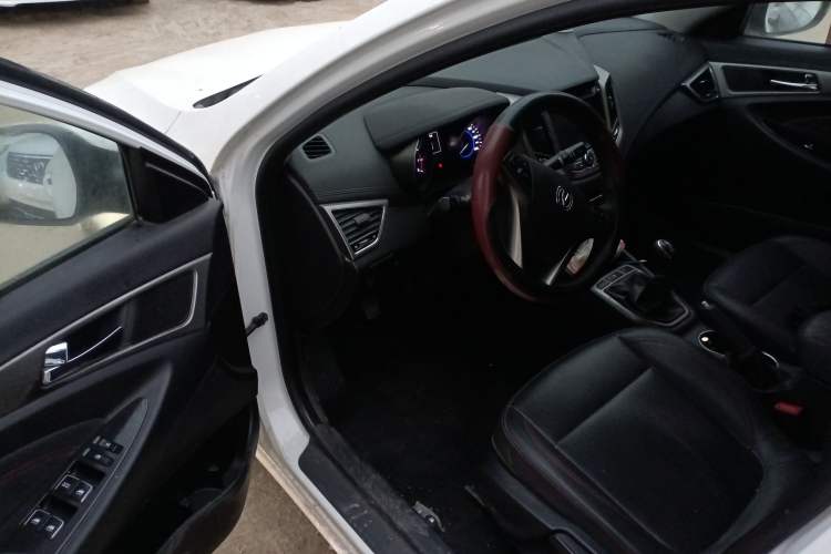 Used Changan Eado 2016 1.6L Manual Fashion Edition