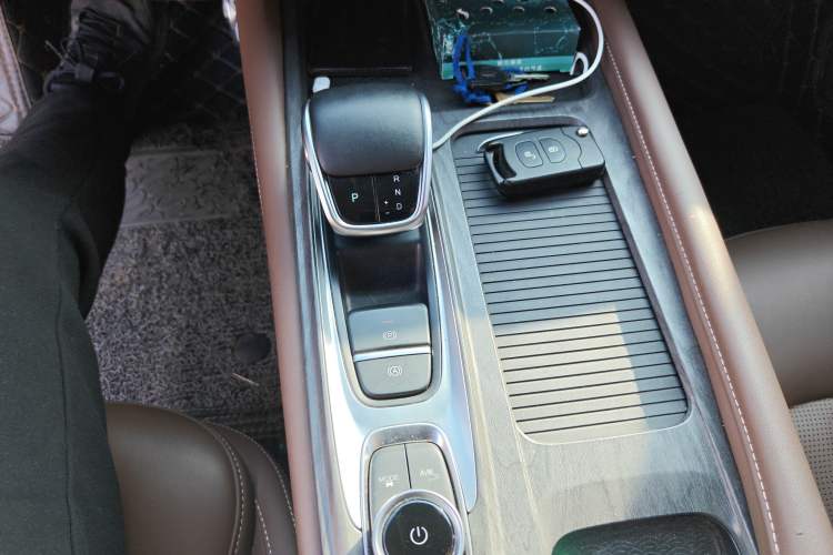 Used Chery Arrizo 8 2023 High-Performance Edition 2.0T DCT Powerfully Equipped
