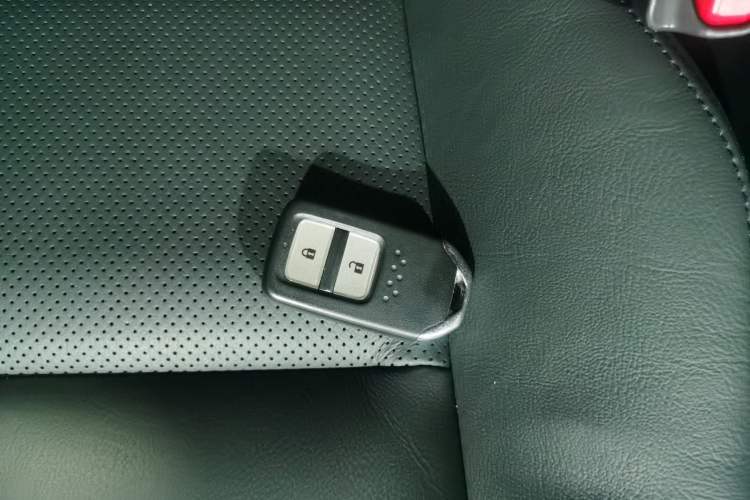 Used Honda Crosstour 2016 2.4L Luxury Edition