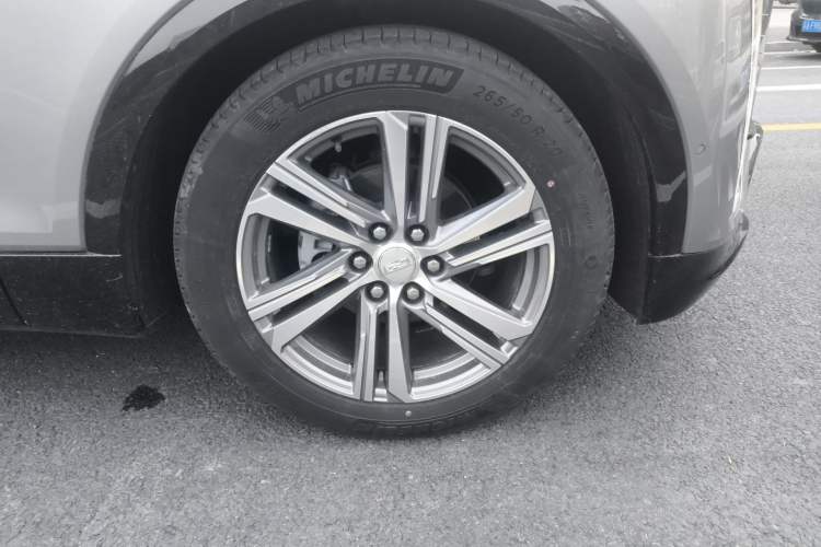 Used Cadillac LYRIQ 2022 Rear-Drive Long-Range Luxury Edition