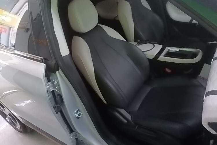 Used Dongfeng NAMMI 01 2024 New Edition 430 Plus Smart+ Right Front Seat