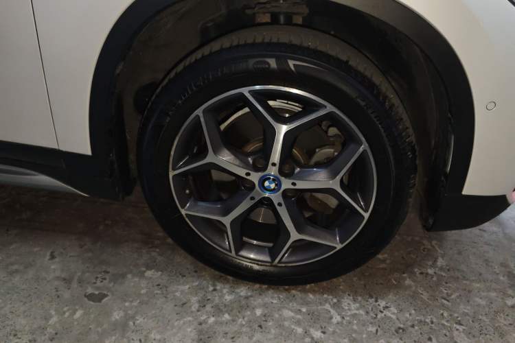 Used BMW X1 New Energy 2018 xDrive25Le Luxury Model Right Front Wheel Hub