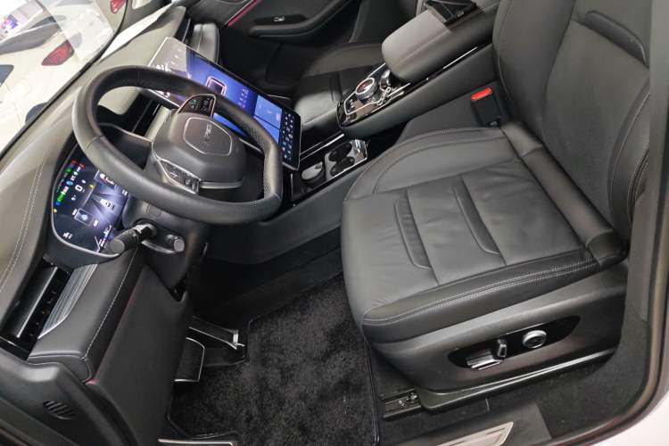 Used SERES SF5 2020 Four-Wheel Drive High-Performance Sports Edition
