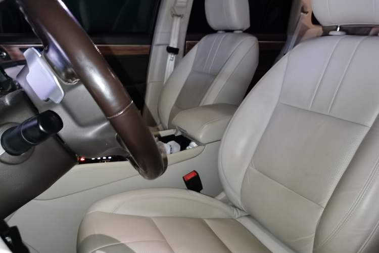 Used GAC Trumpchi GS8 2017 320T Two-Wheel Drive Prestige Version (7 Seats)