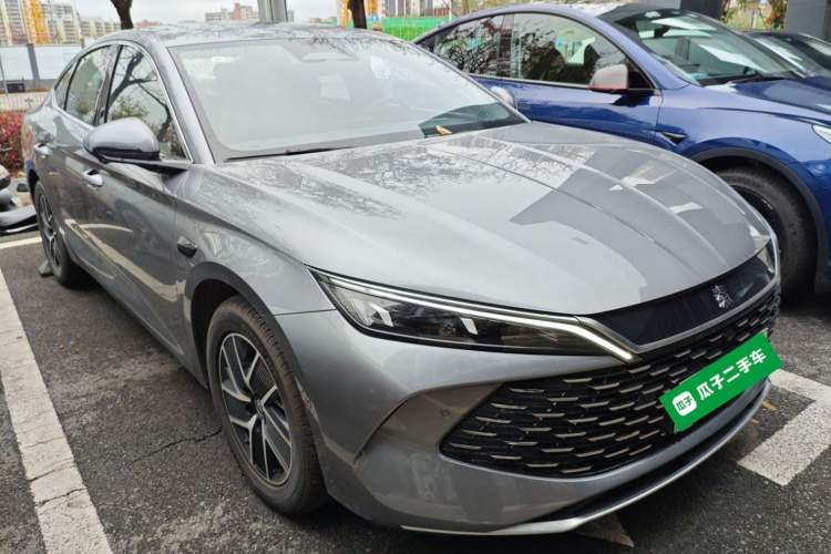 Used BYD Qin L 2025 DM-i Smart Drive 120KM Superior Model
