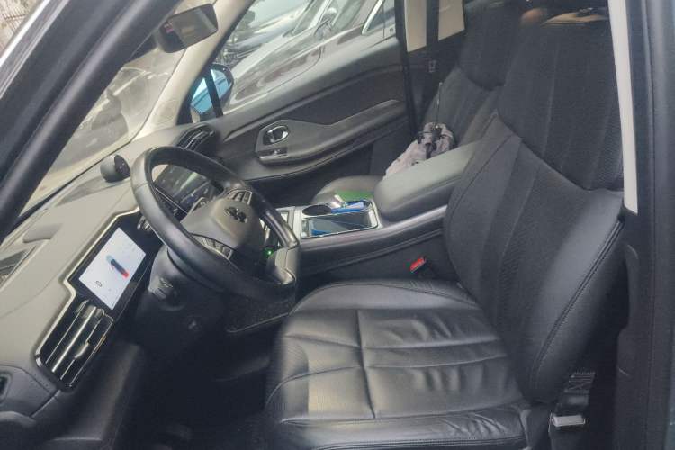 Used Nio ES8 2018 355 km Base Version 7-Seater Edition