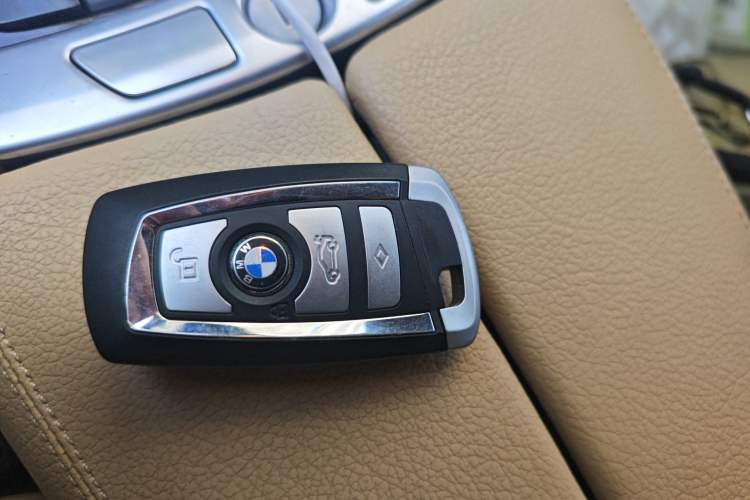 Used BMW 7 Series 2013 730Li Luxury Model

