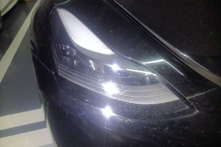 Used Tesla Model Y 2022 Long-Range All-Wheel-Drive Version Right Front Headlight