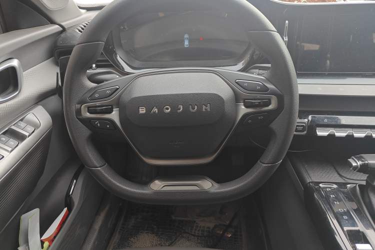 Used Baojun RC-5 2020 1.5T CVT Smart Luxury Edition