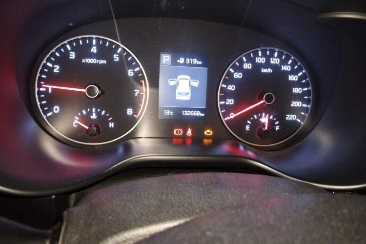 Used Kia KX Cross 2017 1.4L AT GLS