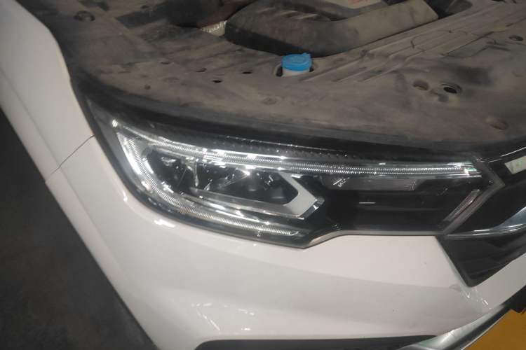 Used Zotye T500 2018 1.5T Automatic Luxury Model Right Front Headlight