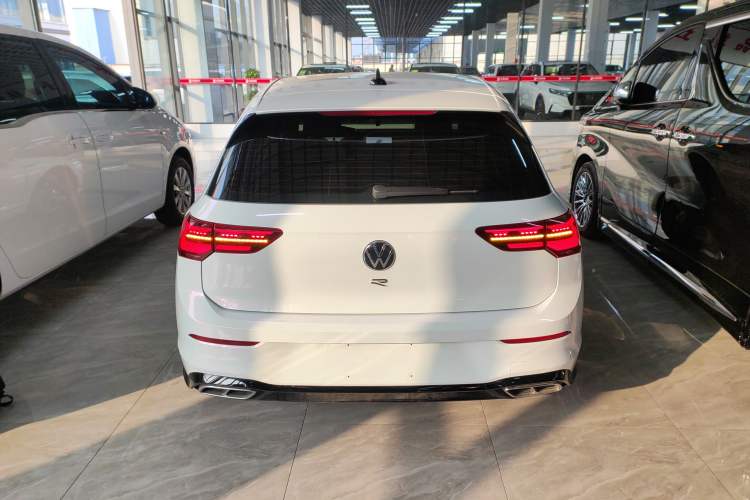 Used Volkswagen Golf 2023 Facelift 280TSI DSG R-Line Lite