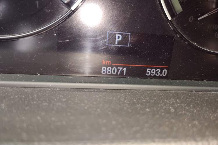 Used BMW X2 2020 sDrive25i Leading Model M Sport Package Odometer Close Up