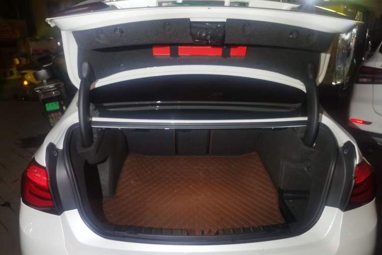 Used BMW 3 Series 2019 320Li Fashion Model
