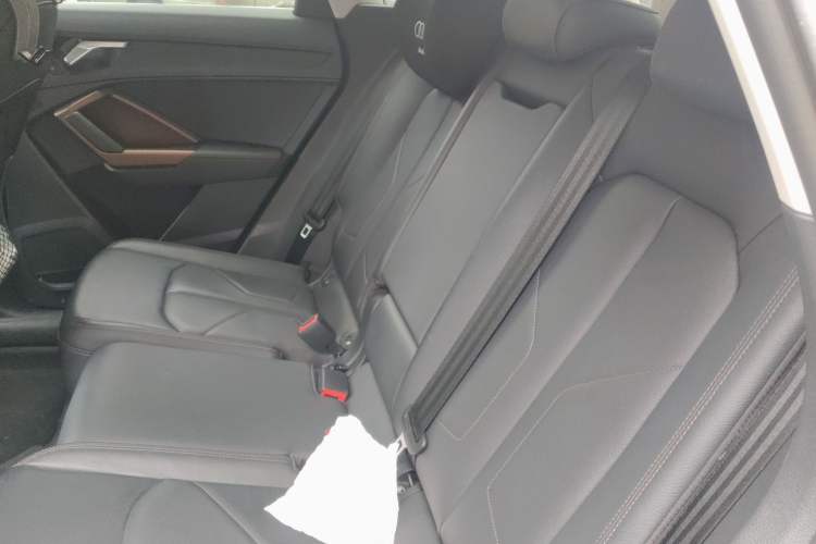 Used Audi Q3 2022 35 TFSI Fashionable and Elegant Model
