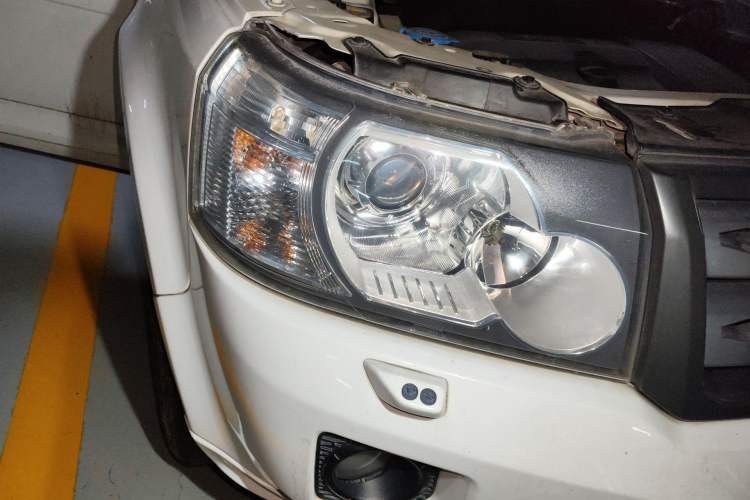 Used Land Rover Freelander 2 2010 3.2 i6 Automatic SE Gasoline Version Right Front Headlight