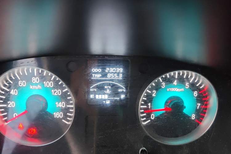 Used Jinbei Gold Hiace 2021 1.5L Passenger Vehicle Engineering Lion 6 Seats