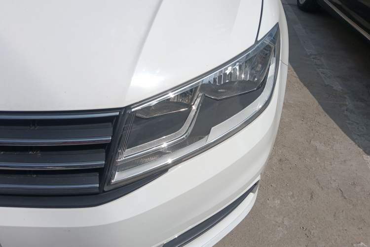 Used Volkswagen Santana 2018 1.5L Automatic Comfort Edition Left Front Headlight