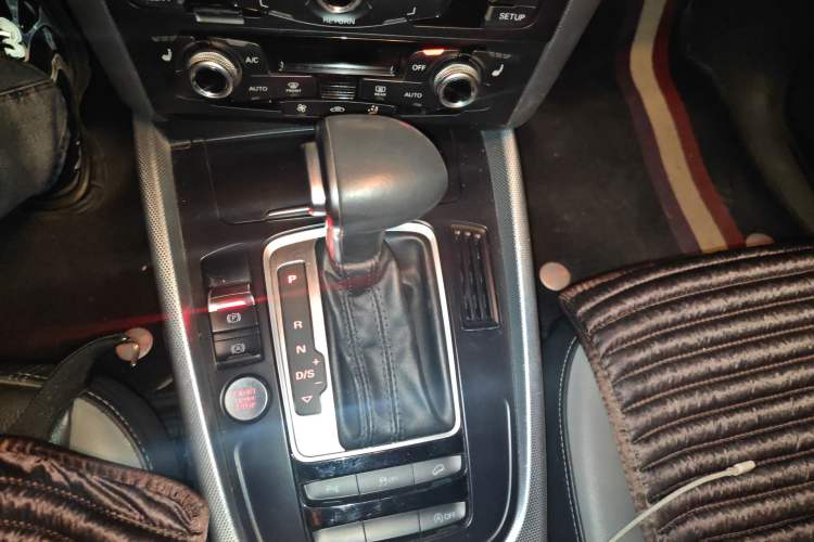 Used Audi Q5 2017 Plus 40 TFSI Technology Model
