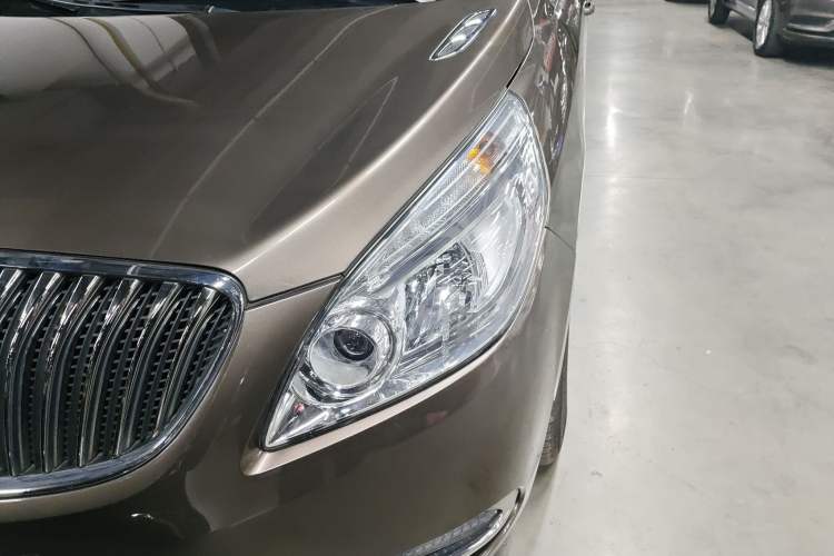 Used Buick GL8 2015 2.4L Luxury Business Premium Edition