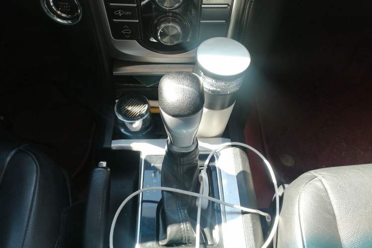 Used Toyota Prado 2016 2.7L Automatic Standard Edition Gear Lever