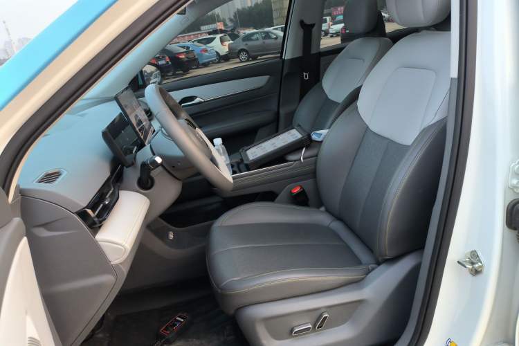 Used Bestune Yueyi 03 2025 565km Premium Edition
