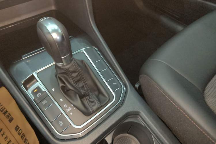 Used Volkswagen Golf Sportsvan 2018 230TSI Automatic Trend Edition