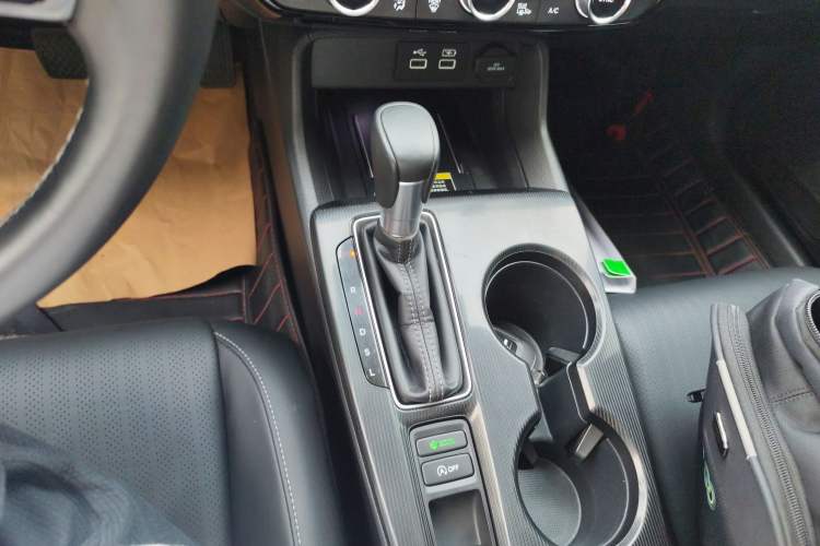 Used Honda Civic 2022 240TURBO CVT Dynamic Control Version Gear Lever