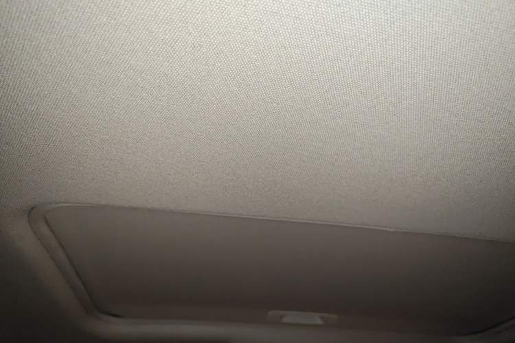 Used Mazda 3 Axela 2017 Sedan 1.5L Automatic Luxury Model Emission Standard China V Headliner