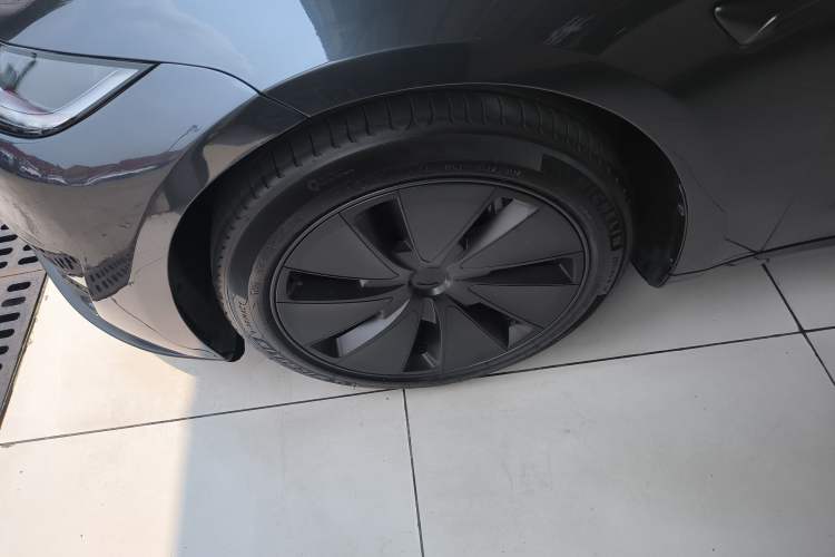 Used Tesla Model 3 2023 Rear-Wheel-Drive Version