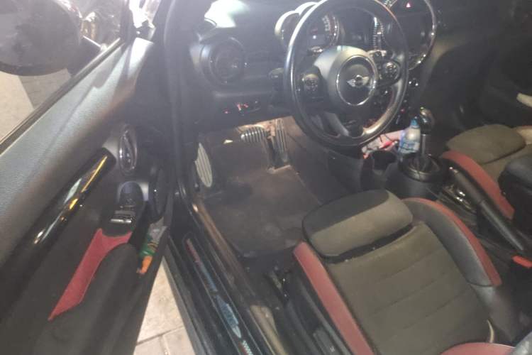 Used MINI JCW 2016 2.0T JOHN COOPER WORKS Avant-Garde Driver Seat