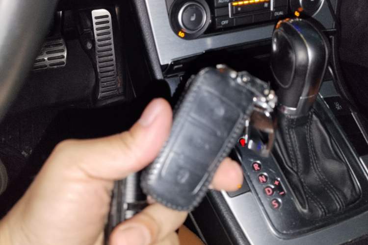 Used Volkswagen FAW-Volkswagen CC 2011 2.0 TSI Ultimate Edition Vehicle Key